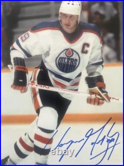 12x8 NHL Photo Hand Signed by Edmonton Oilers Star Wayne Gretzky + Verified COA