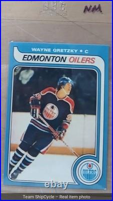 197980 Topps Wayne Gretzky 18 RC G2U