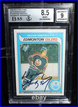 1992/93 O-Pee-Chee Wayne Gretsky #12 (BGS 8.5/BAS 9) Signed