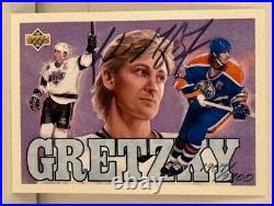 1992-93 Upper Deck UDA Wayne Gretzky Heroes #18 auto/2800 withUDA #BAC50858