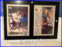 1992 Upper Deck 157/500 Wayne Gretzky Autograph (with Paulina on Back)