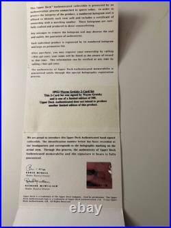 1992 Upper Deck 157/500 Wayne Gretzky Autograph (with Paulina on Back)