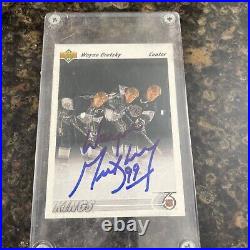 1992 Upper Deck Wayne Gretzky Machine Auto #437 Is It Real Not Authenticated