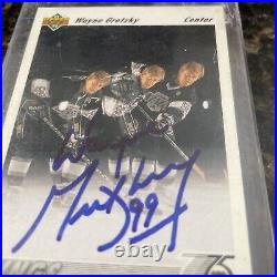 1992 Upper Deck Wayne Gretzky Machine Auto #437 Is It Real Not Authenticated