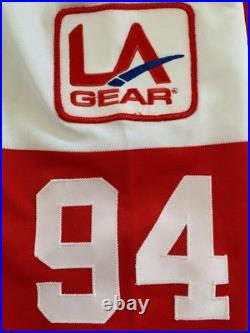 1994 authentic Ninety Nine Team Signed Jersey (Wayne Gretzky's Europe Tour)