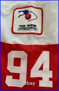 1994 authentic Ninety Nine Team Signed Jersey (Wayne Gretzky's Europe Tour) 1994 authentic Ninety Nine Team Signed Jersey (Wayne Gretzky's Europe Tour)