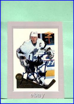 1995-96 Summit Autograph Wayne Gretzky #24 MINT Los Angeles Kings Hocke ID52725