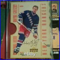 1996 Uda Wayne Gretzky New York Rangers Autographed National Hero Card 34/250