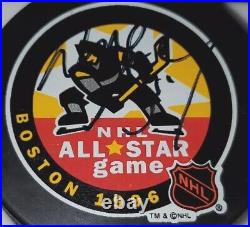 1996 Wayne Gretzky Hof Signed Rare Boston All Star Game Puck Vintage Read Ty Coa