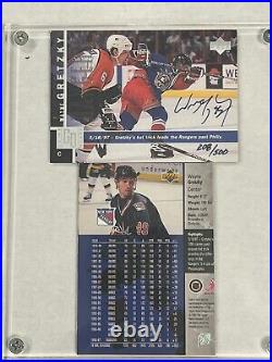 1997-1998 Upper Deck Hockey Wayne Gretzky Signed 2 card Limited Edition of 500