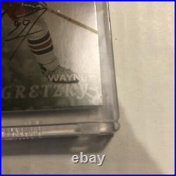 1998-99 Be A Player Bap Wayne Gretzky Auto 90 Card