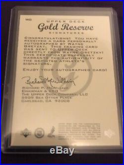 1998-99 Upper Deck Gold Reserve Wayne Gretzky Hard-signed Auto /200
