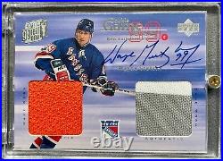 1998-99 Upper Deck Wayne Gretzky Double Game Jersey Patch Auto GJA4 (read desc)