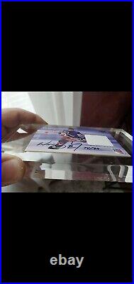 1998-99 Upper Deck Wayne Gretzky ON-CARD AUTO GAME JERSEY /99? SEE DESCRIPTION