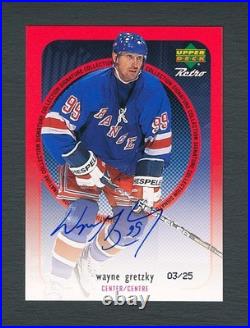 1999 McDonald's UD Signature Collection Wayne Gretzky AUTOGRAPH # 3/25 MINT