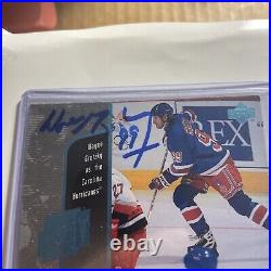 1999 Upperdeck G06 Signed By Wayne Gretzky