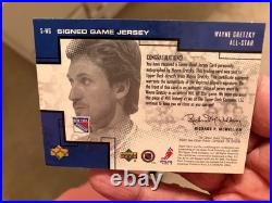 2000-01 Upper Deck Pros & Prospects All-Star Game Jersey Autograph #SWG Gretzky