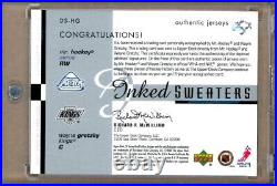 2001-02 SP Game Used Inked Sweaters Gordie Howe / Wayne Gretzky JERSEY AUTO /10