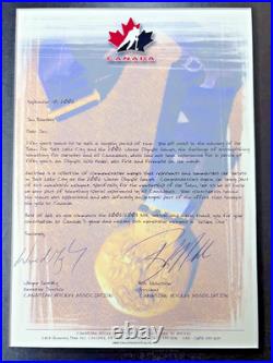 2002 Team Canada Olympic Gold 18/58 Metallic Prints Folio Gretzky Signed Letter
