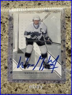 2006-07 SP Authentic Hockey Wayne Gretzky #55 Autograph! Wow