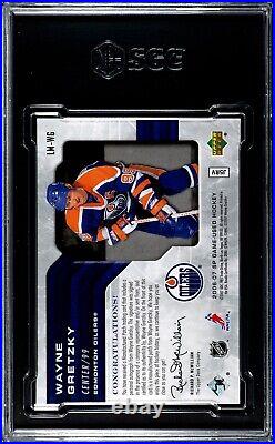 2006-07 SP Game Used Letter Marks Auto Wayne Gretzky #LM-WG SGC 8 Edmonton /50