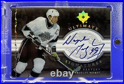 2006-07 Upper Deck Ultimate Collection Wayne Gretzky Ultimate Signatures Sp Auto