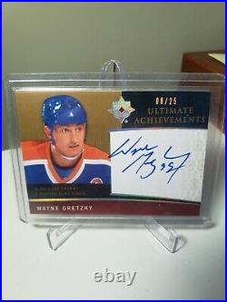 2009/10 Upper Deck Ultimate Achievements Wayne Gretzky Auto /25 Signature