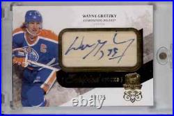 2010-11 The Cup Wayne Gretzky Scripted Sticks Autograph HOF Patch Auto /35