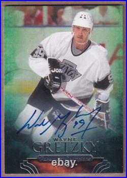 2011-12 Parkhurst Champions Autographs #99 Wayne Gretzky AUTO EXCHANGE SP