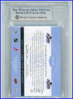 2011-12 The Cup Dual Signature Patch auto Joe Sakic Wayne Gretzky 16/35 BGS 8