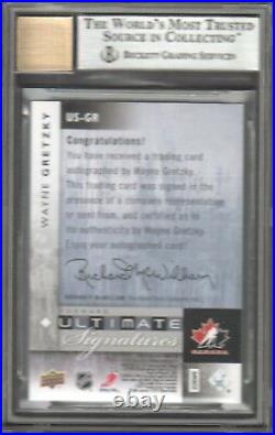 2011-12 Ultimate Collection Signatures Wayne Gretzky Auto BGS 9 MINT Team Canada