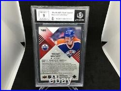 2016-17 UD SP Game Used Red Auto Jersey Wayne Gretzky BECKETT 9