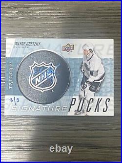 2016-2017 Trilogy Wayne Gretzky on Card auto 3/3 mega short print