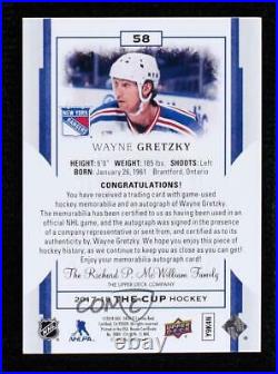 2017-18 Upper Deck The Cup Gold Foil /8 Wayne Gretzky #58 Patch Auto HOF