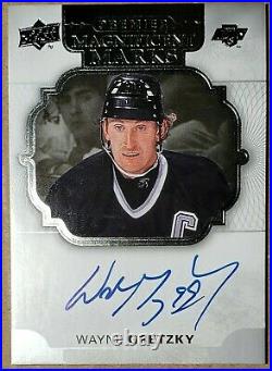 2017-18 Wayne Gretzky Ud Premier Magnificent Marks Autographed Card #mm-wg