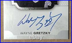 2017-18 Wayne Gretzky Ud Premier Magnificent Marks Autographed Card #mm-wg