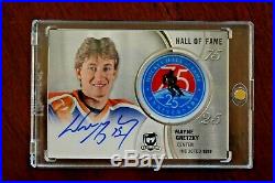 2018-19 The Cup Hall of Fame 75/25 Wayne Gretzky Auto