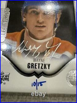 2019 UD Buybacks Wayne Gretzky Portraits Auto /15 MINT 9 Auto 10