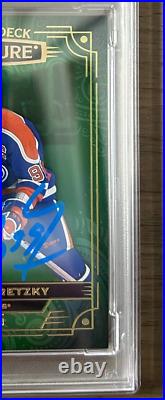 2022 Upper Deck Stature Wayne Gretzky Gren Autograph 21/25 #1 Psa 7