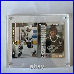 93-94 Upper Deck SP Wayne Gretzky Autograph Gold Ink Authenticated 103/500