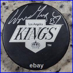 ABSOLUTELY STUNNING! Wayne Gretzky Signed Autographed Kings Hockey Puck UDA COA