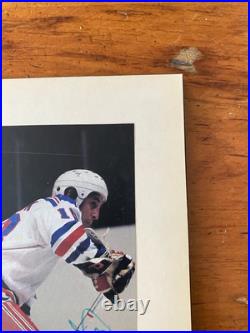 Authentic Autograph Of Wayne THE GOAT Gretzky- Second Year Picture! 1980s Auto