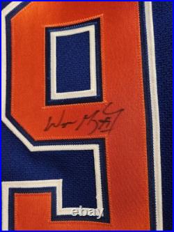 Autographed, Wayne Gretzky