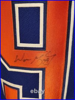 Autographed, Wayne Gretzky