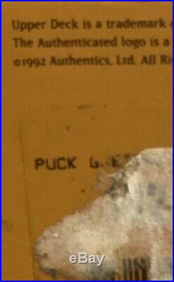 Autographed Wayne Gretzky Los Angeles Kings Hockey Puck In Original Box & Paper