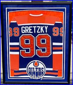 Gorgeously Framed Wayne Gretzky Signed Oilers Adidas Pro Fight Strap Frameworth