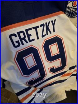 Hand Signed Wayne Gretzky Edmonton Oilers Nike Jersey Very Rare Hand Signed Wayne Gretzky Edmonton Oilers Nike Jersey Very Rare