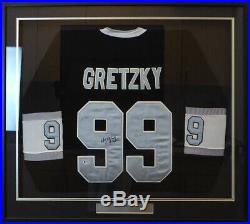 Kings Wayne Gretzky Autographed Framed Authentic CCM Jersey Beckett COA A14409