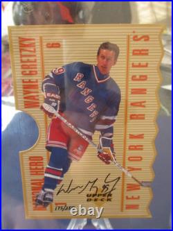 MINT! WAYNE GRETZKY 1996 UDA RANGERS AUTOGRAPHED NATIONAL HERO CARD d# 175/250