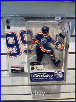 McFarlane's Sportpicks Legends Series 2 Wayne Gretzky Autographed JSA